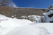 47 E sono alla Diga del Lago Fregabolgia (1952 m) 